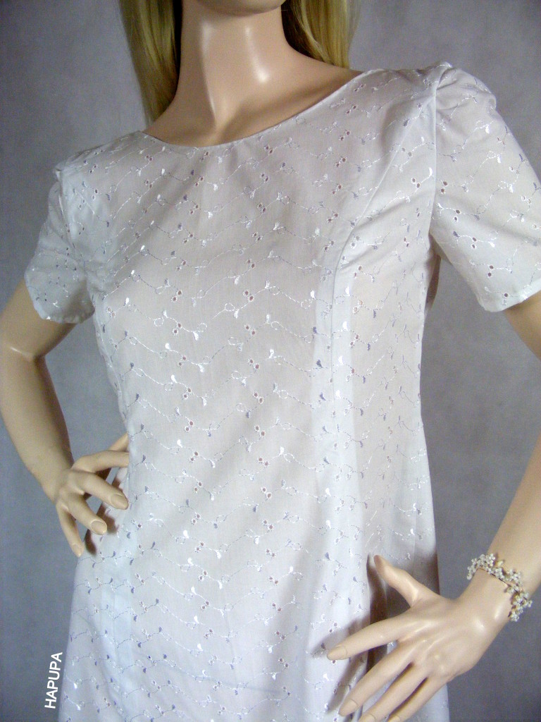 Fotografie pro model – Bílé madeirové šaty