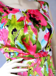 6161_067-HAPUPA-Satenove-kvetinove-saty 057